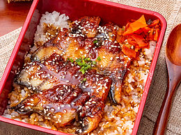 我滿腦子都是鰻魚飯，你不是嗎？