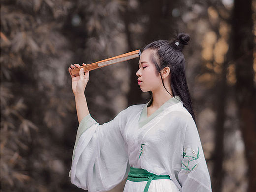 行香子