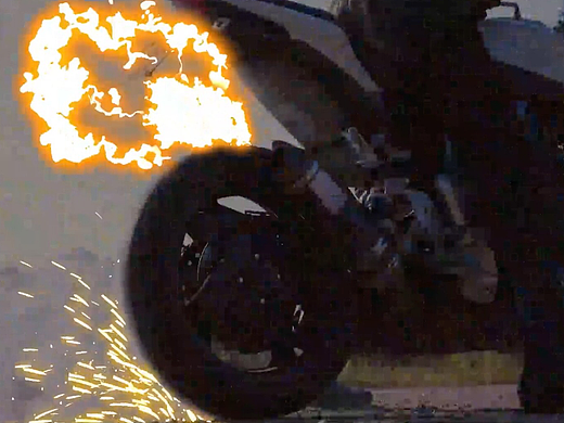 FCPX插件:21个多彩能量动态模板Action Elements