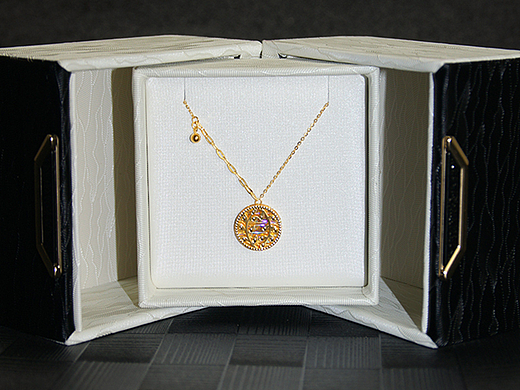 黄金饰品日常拍摄