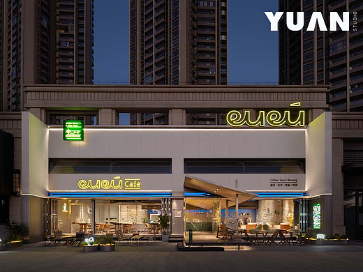 【空间摄影】湖滩廊桥上的清凉矿洞。