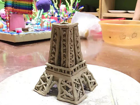 埃菲尔铁塔陶艺