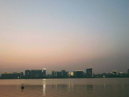 天空（个人主页-ZMzY0OTA5MDA=） - 风光摄影 - 站酷设计师宋太太原创素材 - 站酷ZCOOL