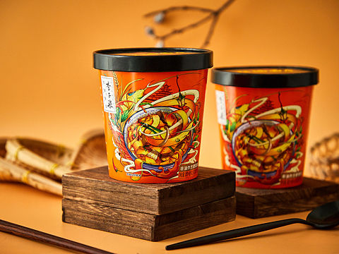 产品拍摄｜李子柒红油面皮 小龙坎酸辣粉