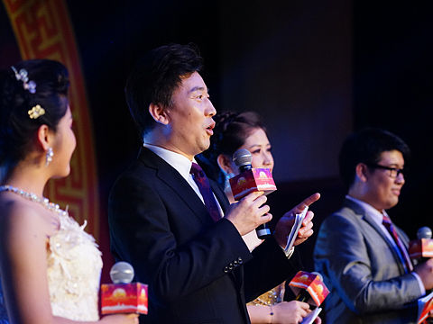 年复一年，注定有那么一群人追逐光明的人会灿烂绽放
