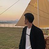 摄影师张小平的头像