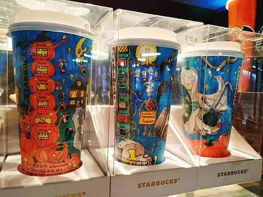 我在星巴克画杯子（个人主页-ZNDAzMTc4Njg=） - 新锐潮流插画 - 站酷设计师不尬聊男孩原创素材 - 站酷ZCOOL