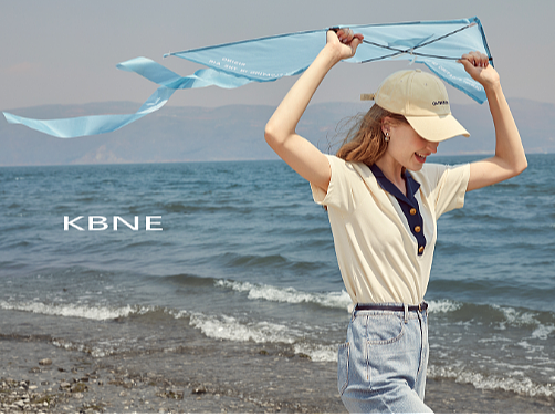 服饰摄影 | KBNE女装主题拍摄：读诗，赶海，追逐黄昏