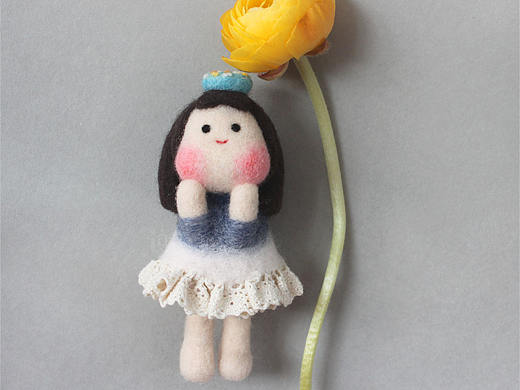 囍囍的羊毛毡 之 甜甜圈少女