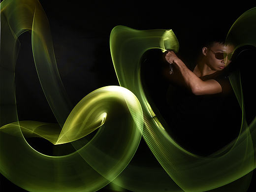 I WAVE THE LIGHT 光绘人像