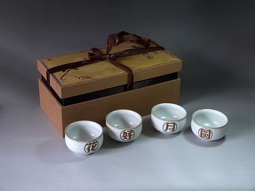 中秋礼品瓷设计（个人主页-ZMTI3OTkzODQ=） - 生活用品 - 站酷设计师760912096原创素材 - 站酷ZCOOL