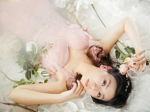 大龄姑娘（个人主页-ZMjA0NjgwODA=） - 人像摄影 - 站酷设计师周润土原创素材 - 站酷ZCOOL