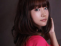 个人写真样片~感谢大模“@艾薇@”（个人主页-ZMzM2NTQ4） - 人像摄影 - 站酷设计师杰瑞懦夫司机原创素材 - 站酷ZCOOL