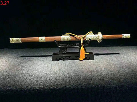 金雙色酸枝木豪華版花紋鋼唐劍（個人主頁-ZMjczMDg4OTI=） - 工藝品設(shè)計 - 站酷設(shè)計師志誠刀劍原創(chuàng)素材 - 站酷ZCOOL