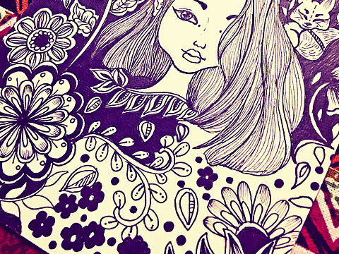 缠绕画，装饰画，手绘，插画，黑白装饰画，线描女孩