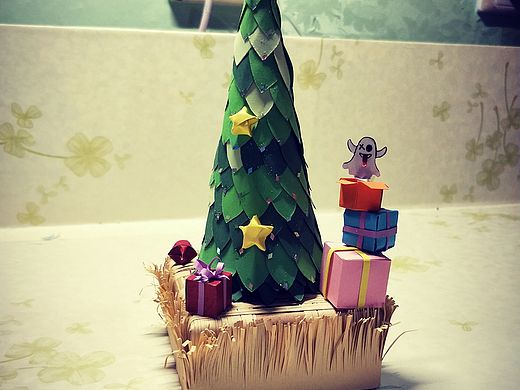 圣诞树，纯手工纸做的哦（个人主页-ZMjU0NjM0Njg=） - 其他手工艺 - 站酷设计师王十安原创素材 - 站酷ZCOOL