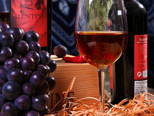 一杯红酒，一种生活（个人主页-ZMTc4NjE4NTI=） - 产品摄影 - 站酷设计师哈利摄影原创素材 - 站酷ZCOOL