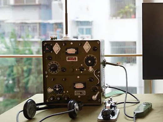 多媒体互动装置发报机打造沉浸式历史展览空间