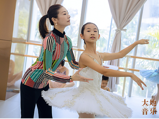 公关摄影_中国芭蕾第一人谭元元大师课