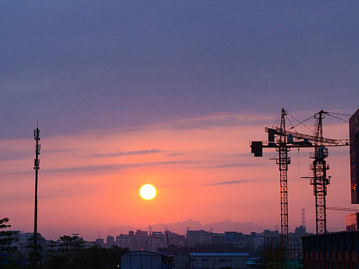 大雨过后的黄昏（风光摄影 摄影 黄昏 雨后 太阳 美丽 飞机 云层 天空）