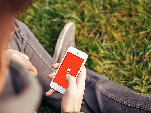 7款app展示高清模版，源文件，psd