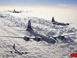 “超级空中堡垒”B-29轰炸机
