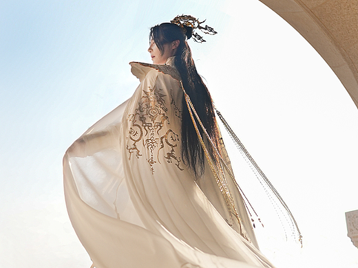 汉服设计/木梨枝《神韵》