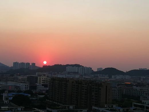 夕阳落下,期待下一个天明