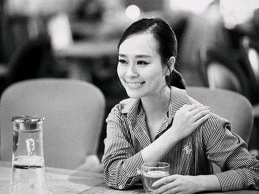 鹿马影像人物专访｜浙江卫视主持人何洁