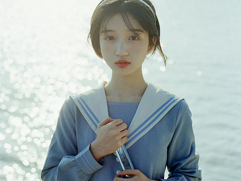 蔚蓝