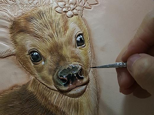治愈系皮雕画