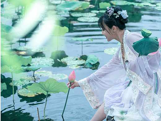 清荷（个人主页-ZNjEyNzg0NzY=） - 人像摄影 - 站酷设计师摄影爱好者江枫原创素材 - 站酷ZCOOL