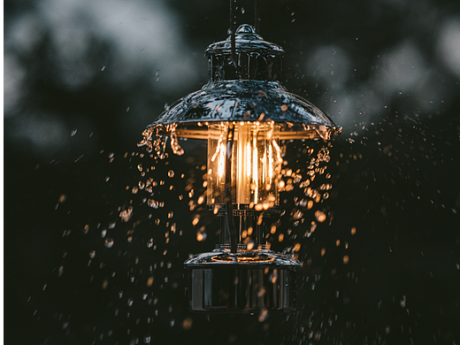 户外露营LED露营灯拍摄