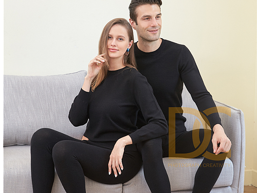  义乌保暖内衣模特拍摄，国外模特公司实景拍摄效果