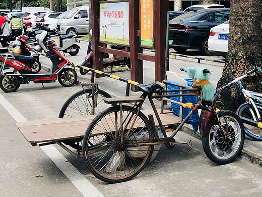 【原创】《人民群众无尽的创造力》那他一定是个艺术家