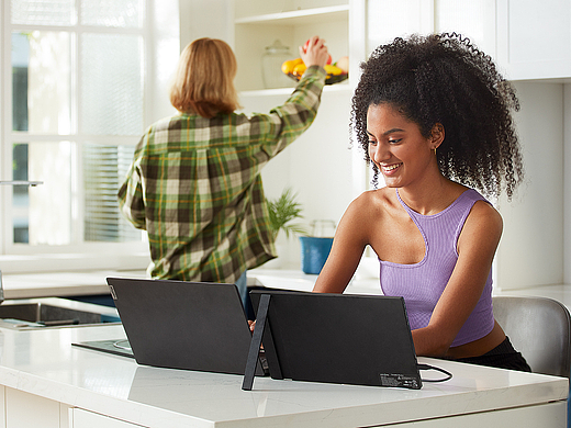 笔记本电脑副屏-便携显示器亚马逊