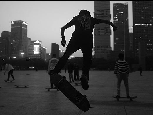 深圳市民中心滑板记录