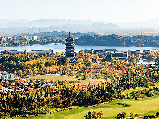 雁栖塔的秋天（个人主页-ZNjgxMzUyMTY=） - 风光摄影 - 站酷设计师哥本哈苏原创素材 - 站酷ZCOOL