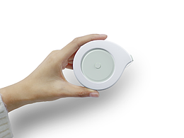 One hand - measuring ruler 