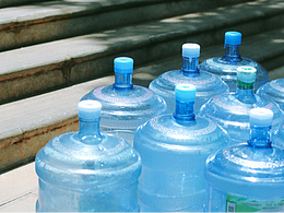 相機(jī)里的清透藍(lán)色