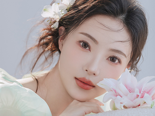 《春日肖像》写真