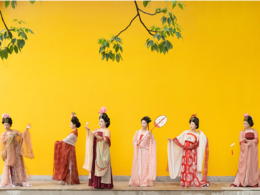 簪花仕女图古风汉服群像
