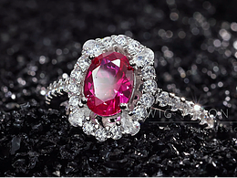 原创作品：珠宝摄影/珠宝修图/美术策划/视频拍摄