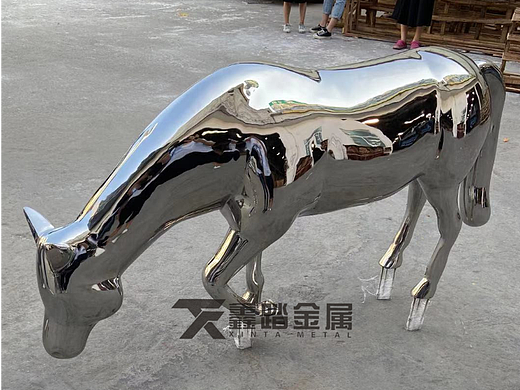 镜面不锈钢马雕塑、景观园林仿真动物摆件提振人心作用