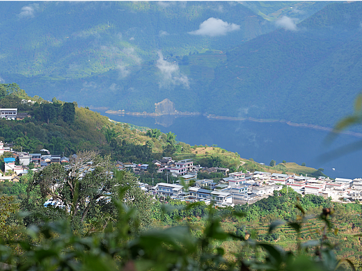 云南临沧凤庆县大寺乡澜沧江小湾电站库区自然风景