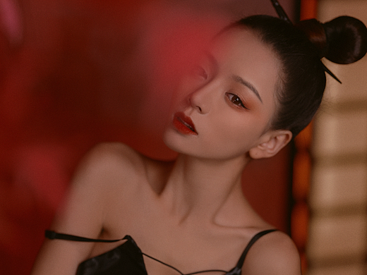"鸿绡"