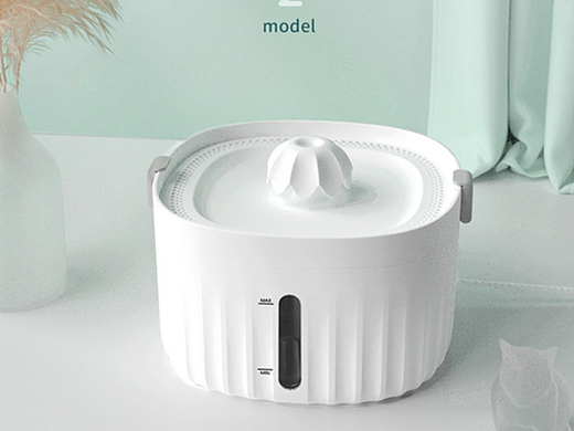 宠物智能产品 | 宠物饮水机详情页（个人主页-ZNjAzODk3MjA=） - 产品 - 站酷设计师小周的周原创素材 - 站酷ZCOOL