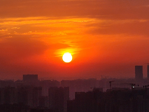 夕阳西下，断肠人在天涯
