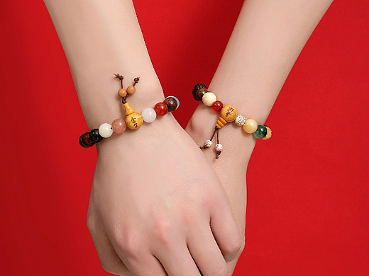 手链（个人主页-ZNjU1Mzk2NTI=） - 产品摄影 - 站酷设计师肯德基推销员原创素材 - 站酷ZCOOL