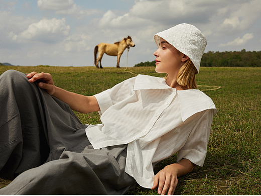 FASHION ADVERTISING